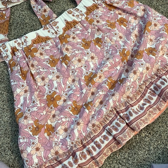 Altar’d state floral crop and skirt set medium - Picture 7 of 8